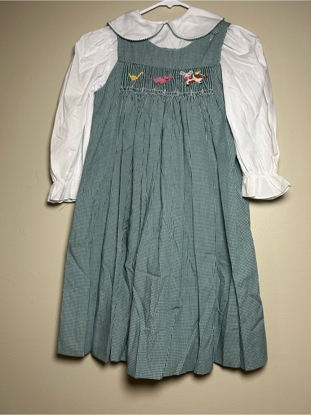 Amanda Remembered Girls 6X Green Gingham Smocked Cow Dress w/ White Blouse